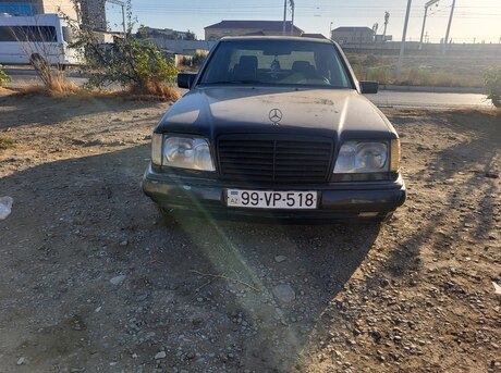 Mercedes E 220 1993