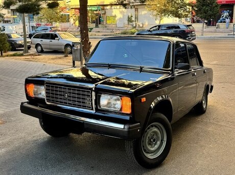 LADA (VAZ) 2107 2010