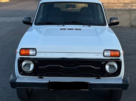 LADA (VAZ) Niva