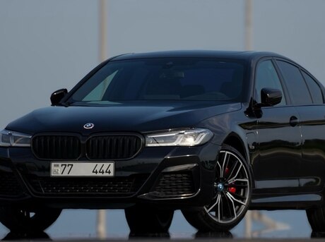 BMW 530e