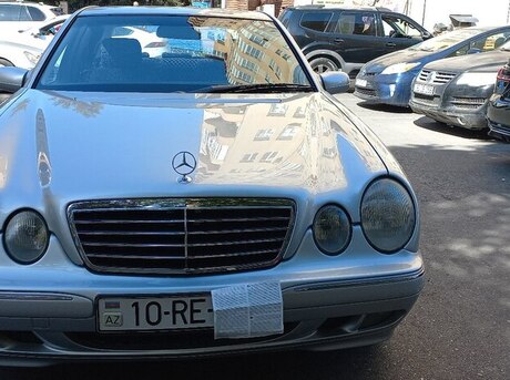 Mercedes E 240 2000