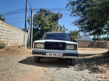 LADA (VAZ) 2107