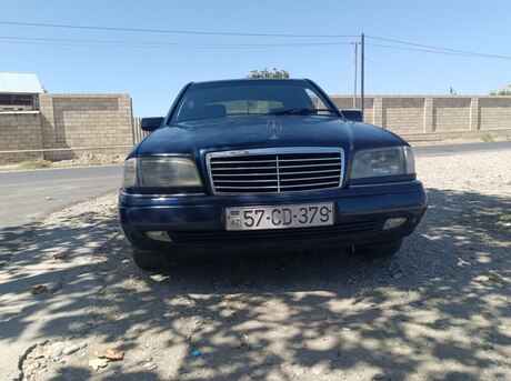 Mercedes C 180