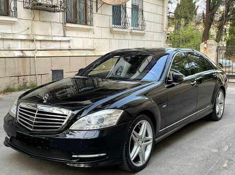 Mercedes S 500
