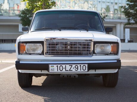 LADA (VAZ) 2107