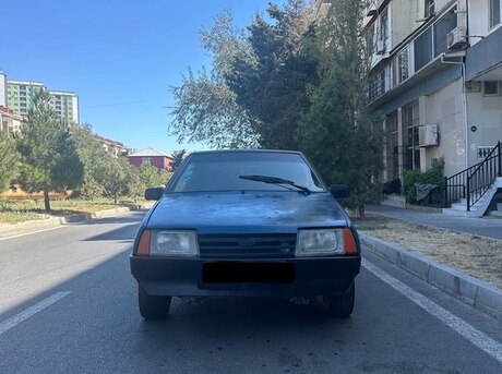 LADA (VAZ) 2108