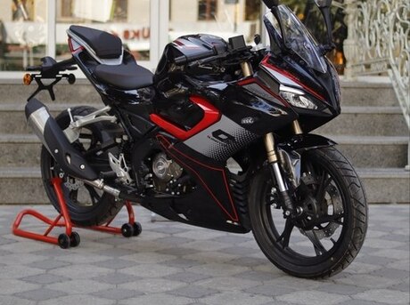 QJMotor SRK 125 R