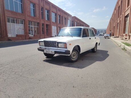 LADA (VAZ) 2107