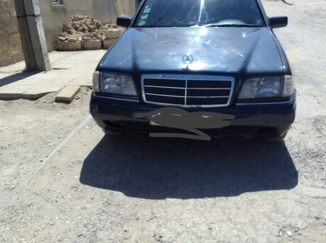Mercedes C 220