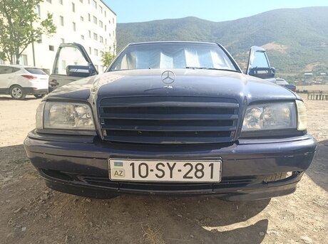 Mercedes C 230