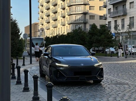 Changan Uni-V iDD