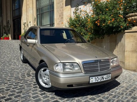 Mercedes C 180