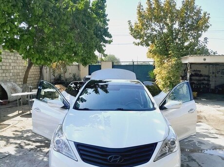 Hyundai Azera