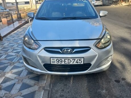 Hyundai Accent
