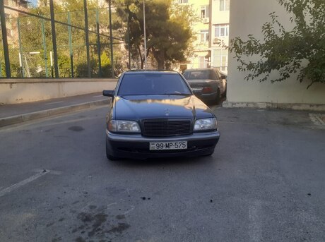 Mercedes C 180