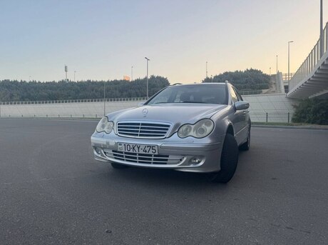 Mercedes C 220