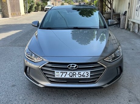Hyundai Elantra