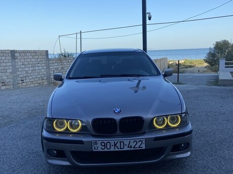 BMW 523
