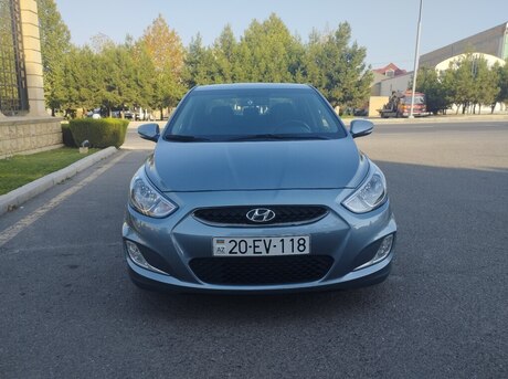 Hyundai Accent