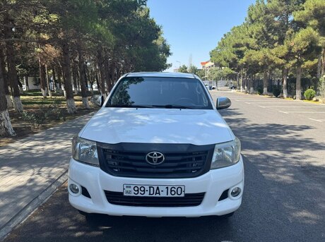 Toyota Hilux 2013