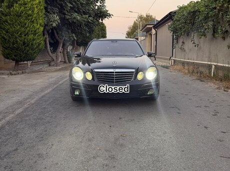 Mercedes E 320