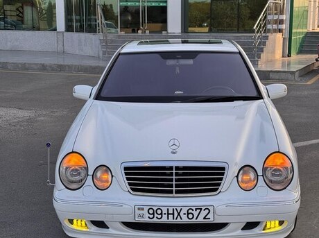 Mercedes E 320