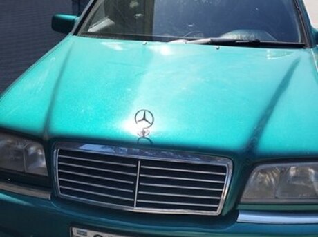 Mercedes C 180