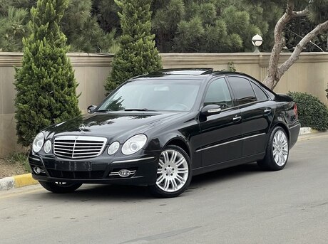 Mercedes E 240