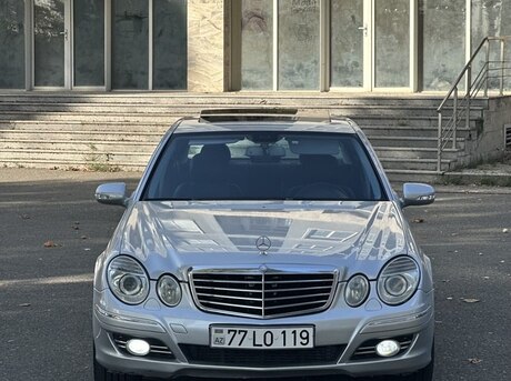 Mercedes E 220