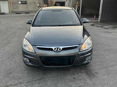 Hyundai i30 2010