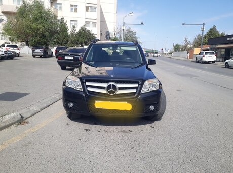 Mercedes  2010
