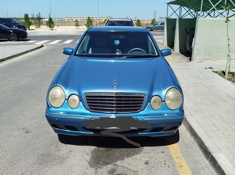 Mercedes E 240 1999