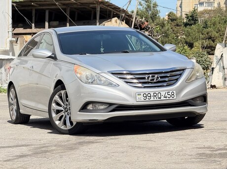 Hyundai Sonata 2012