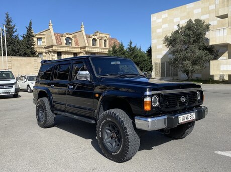 Nissan Patrol 1992