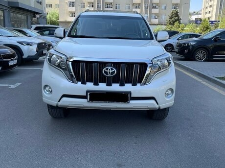 Toyota Land Cruiser Prado 2014