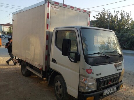 Mitsubishi Fuso Canter 2009