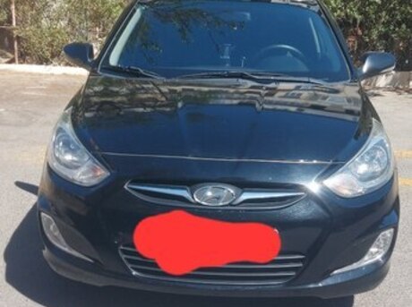 Hyundai Accent 2011