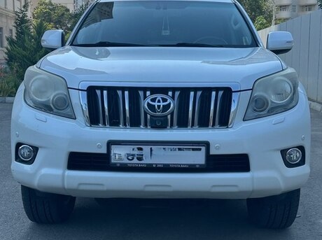 Toyota Land Cruiser Prado 2012