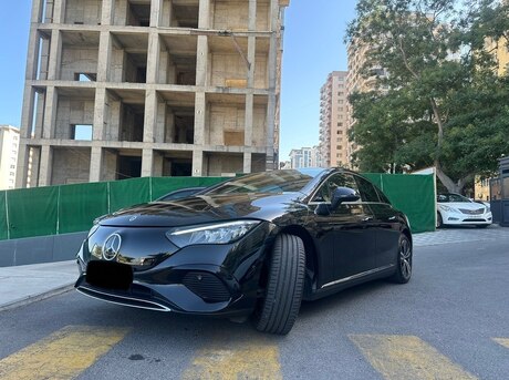 Mercedes EQE 350+