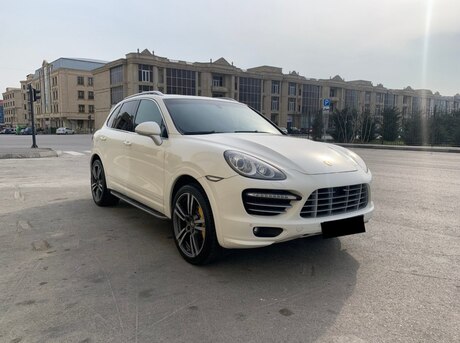 Porsche Cayenne Turbo 2010