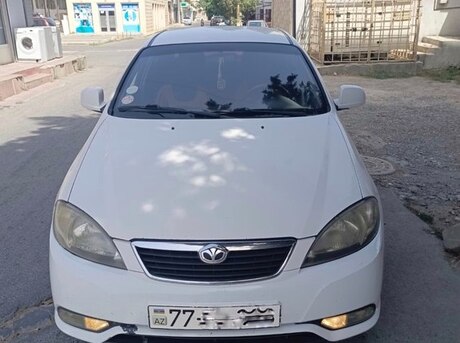 Daewoo Gentra 2014
