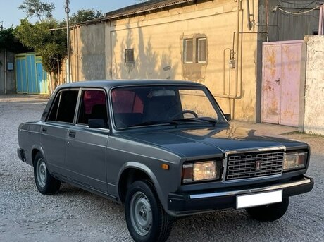 LADA (VAZ) 2107 2010