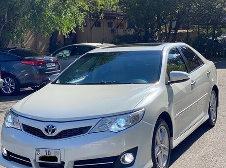 Toyota Camry 2012