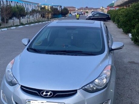 Hyundai Elantra 2013