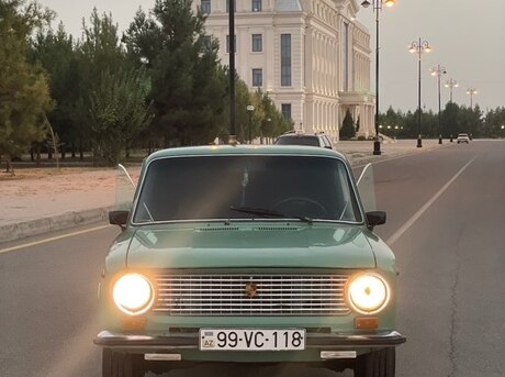 LADA (VAZ) 21011 1982