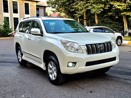 Toyota Land Cruiser Prado 2012