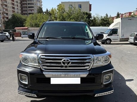 Toyota Land Cruiser 2011