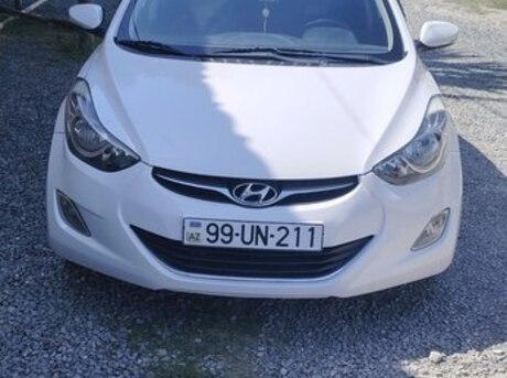Hyundai Elantra 2011