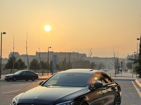 Mercedes E 220 2016