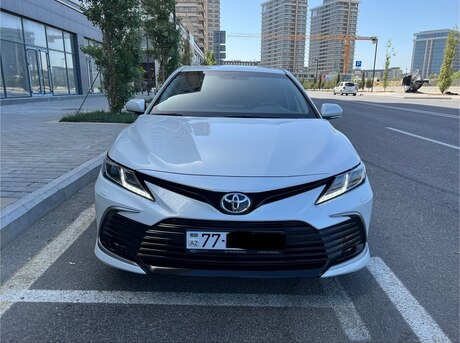 Toyota Camry 2023